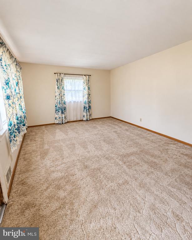 181 LAMBERT DRIVE