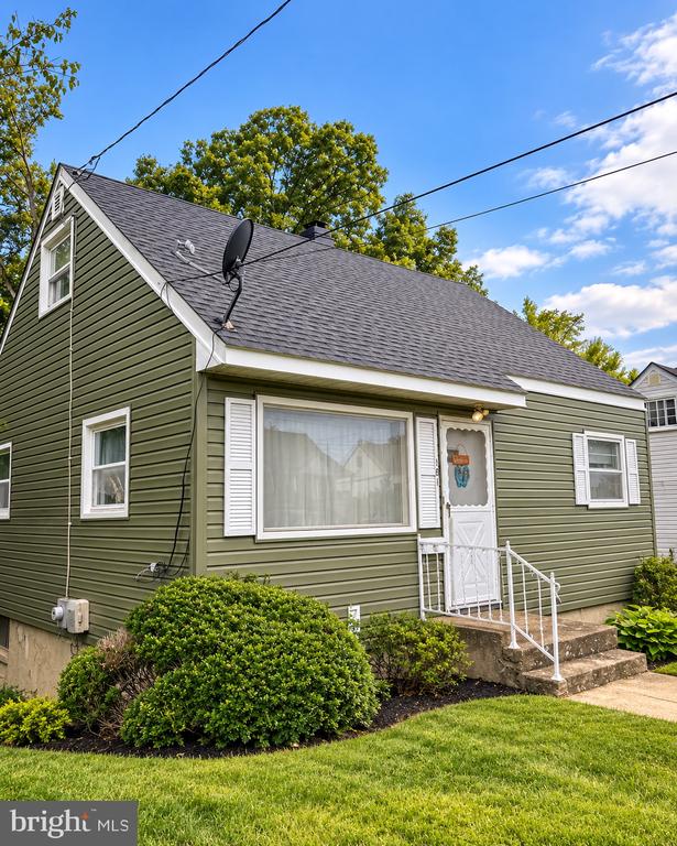 181 LAMBERT DRIVE