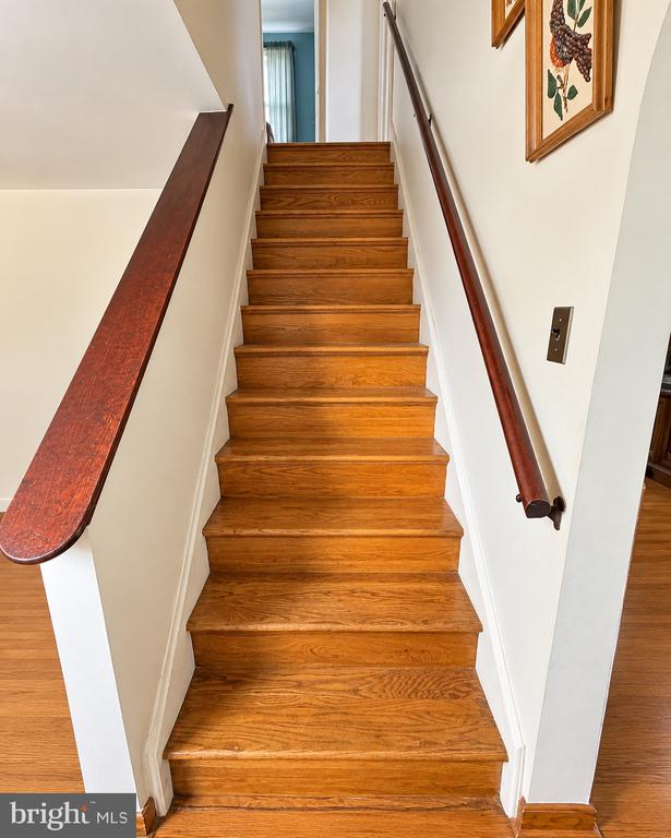 181 LAMBERT DRIVE