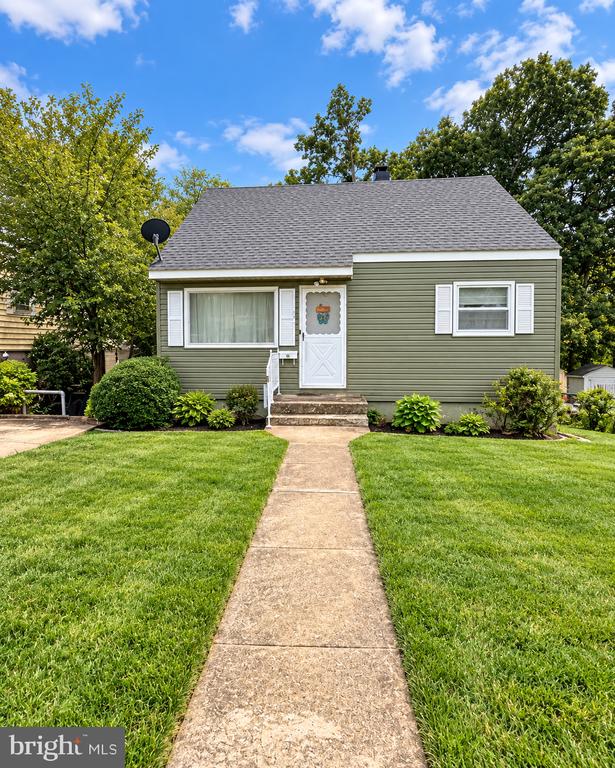 181 LAMBERT DRIVE
