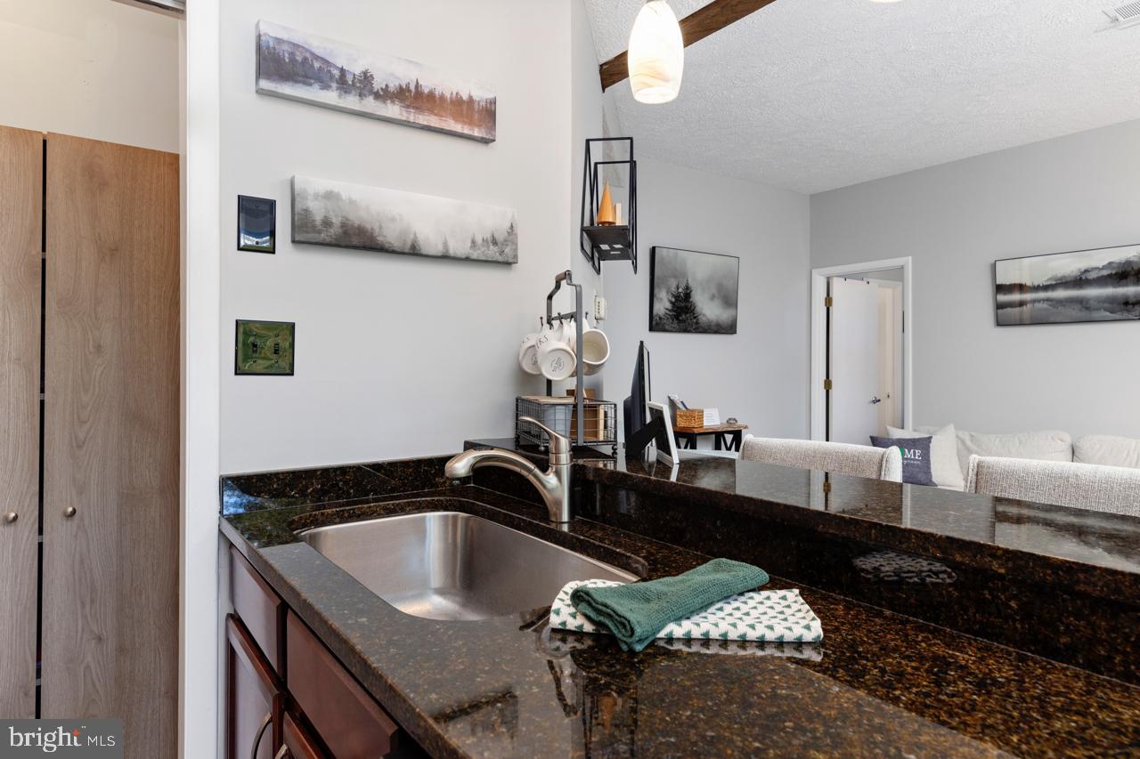 762 Laurelwood Unit: 762