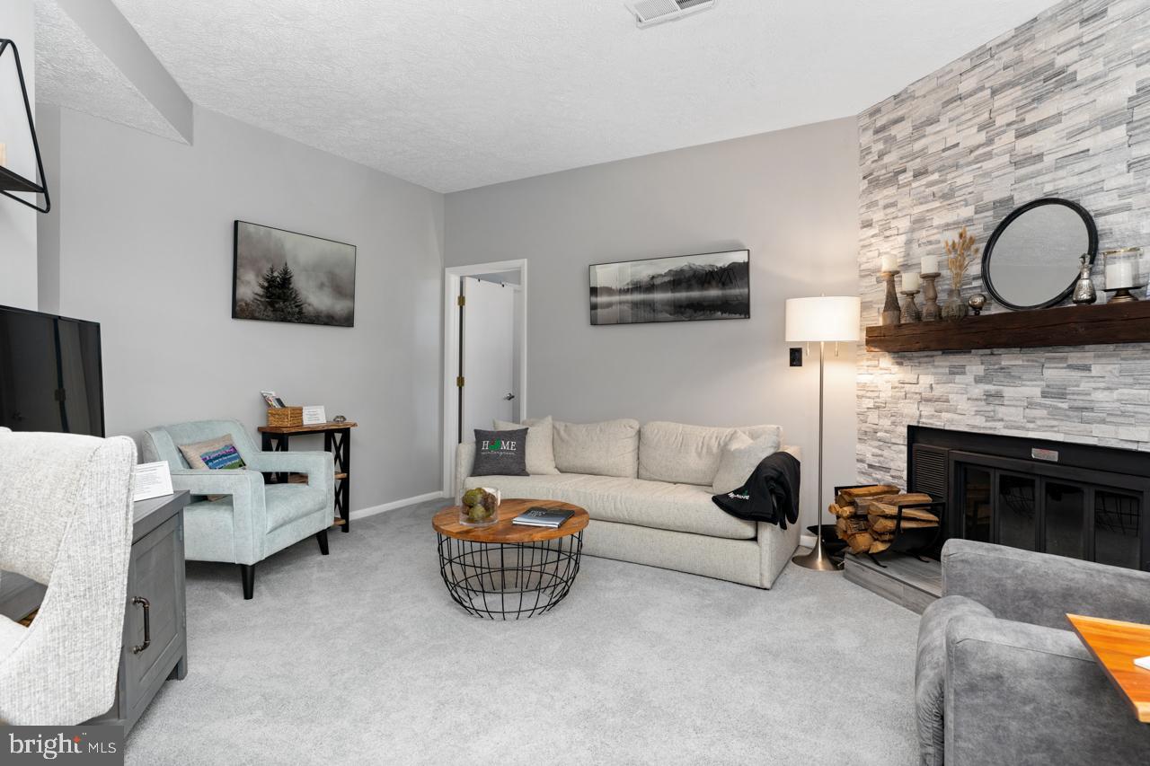762 Laurelwood Unit: 762