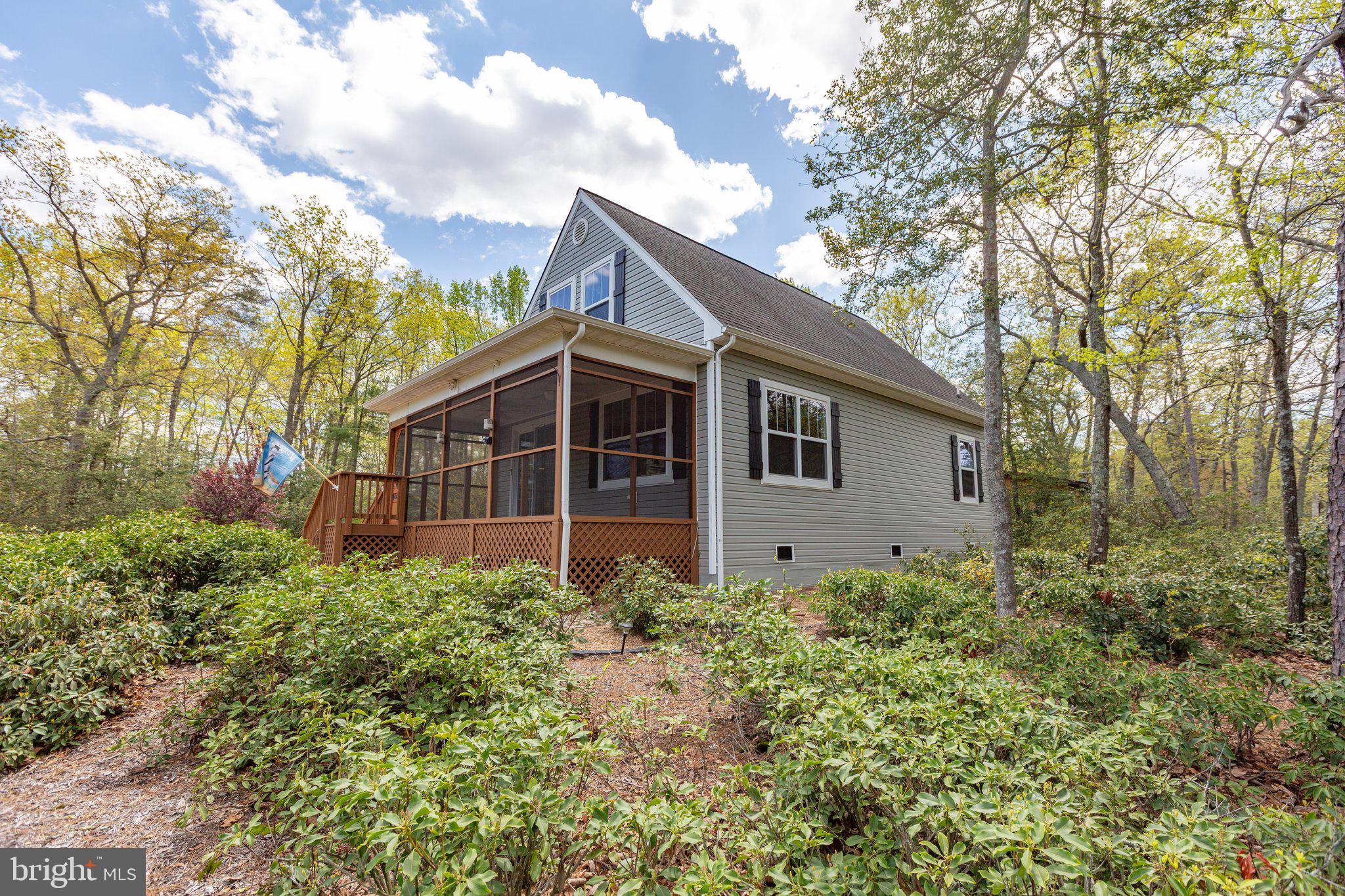 540 Curve Way