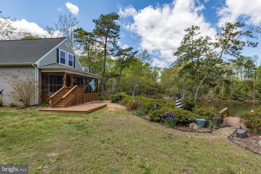 540 Curve Way