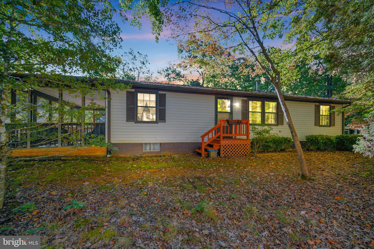 109 Tall Pines
