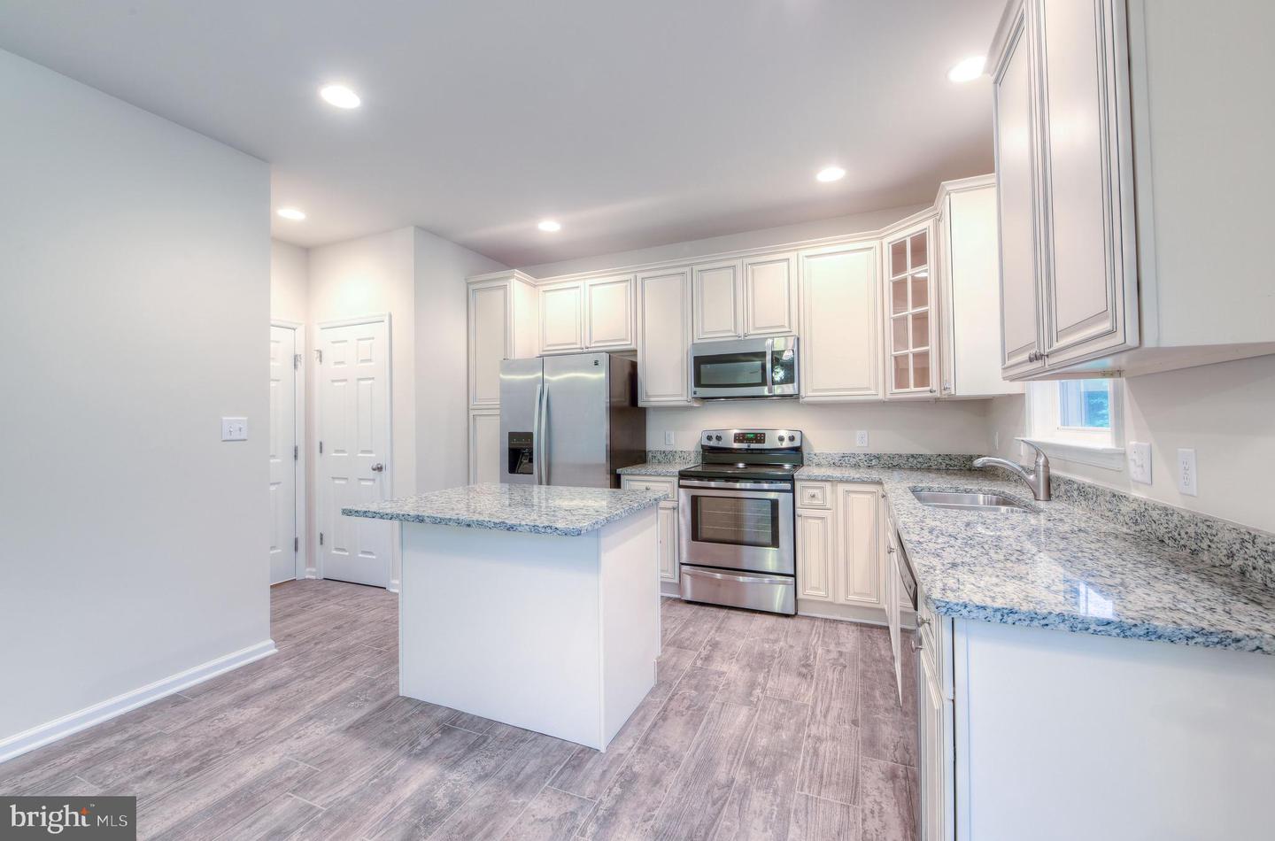 422 Yorktown BOULEVARD