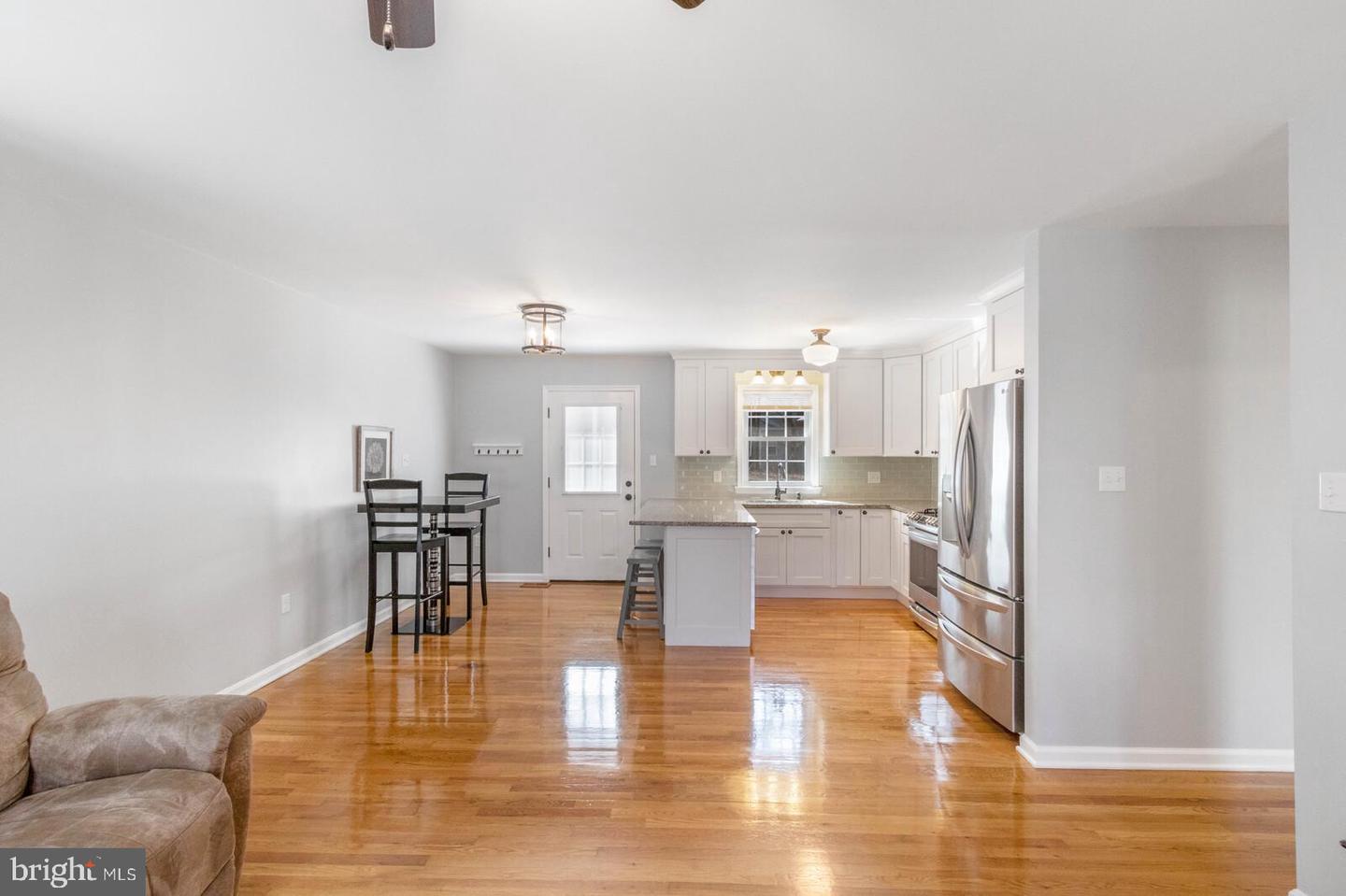 102 Jefferson AVENUE