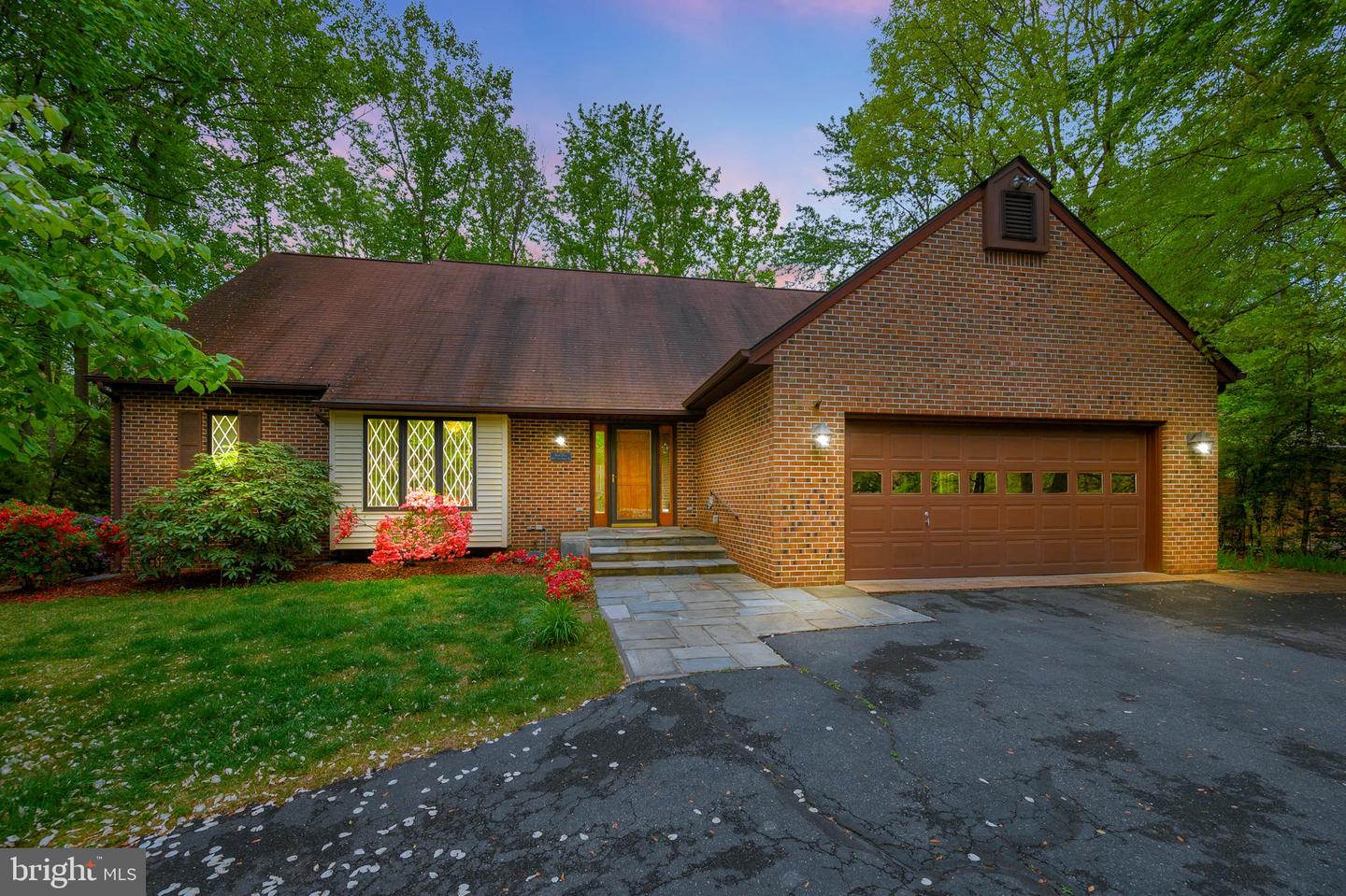 102 Spotswood ROAD