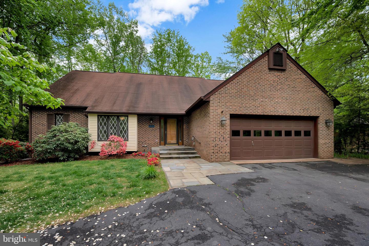 102 Spotswood ROAD