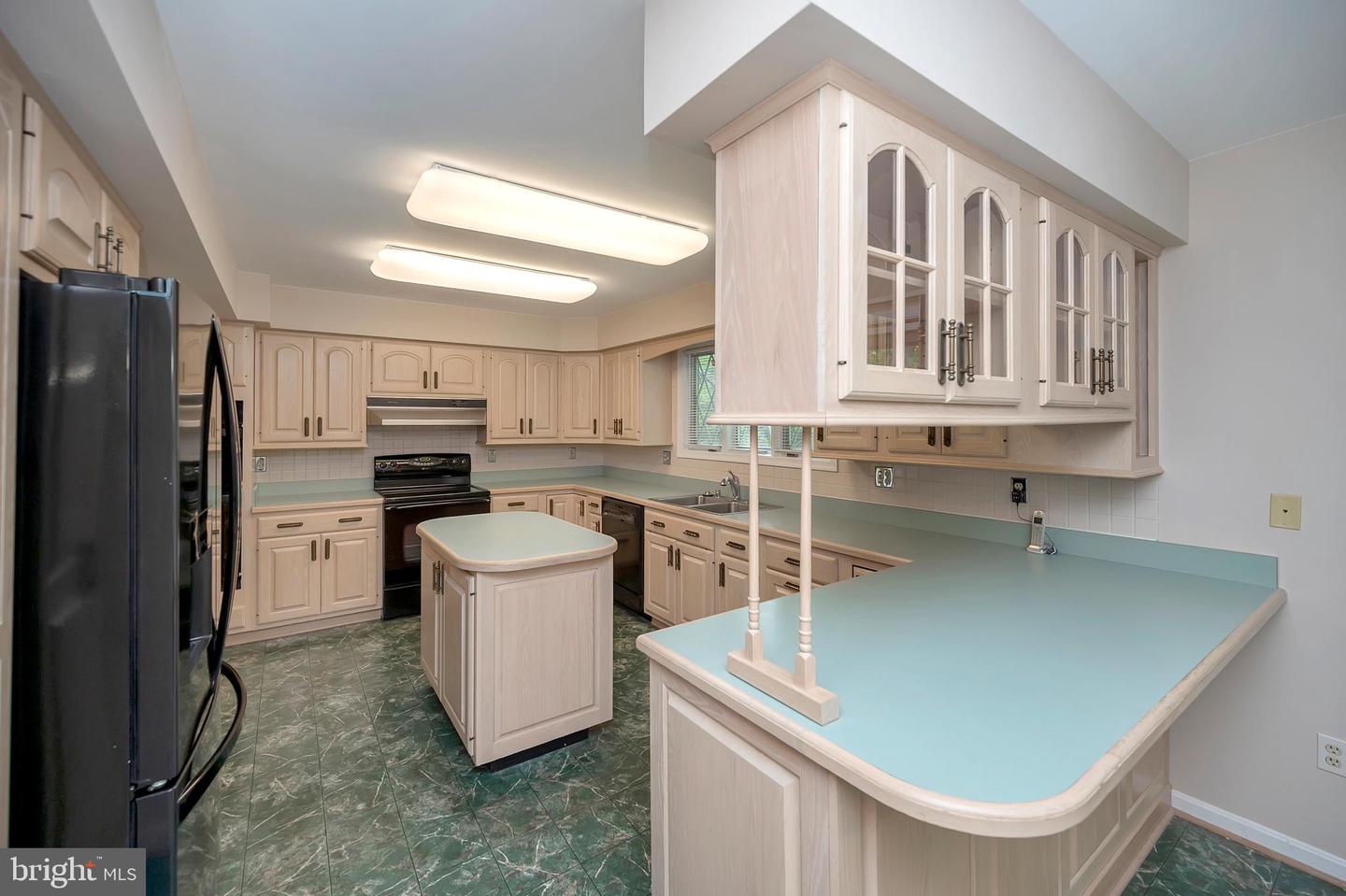 102 Spotswood ROAD
