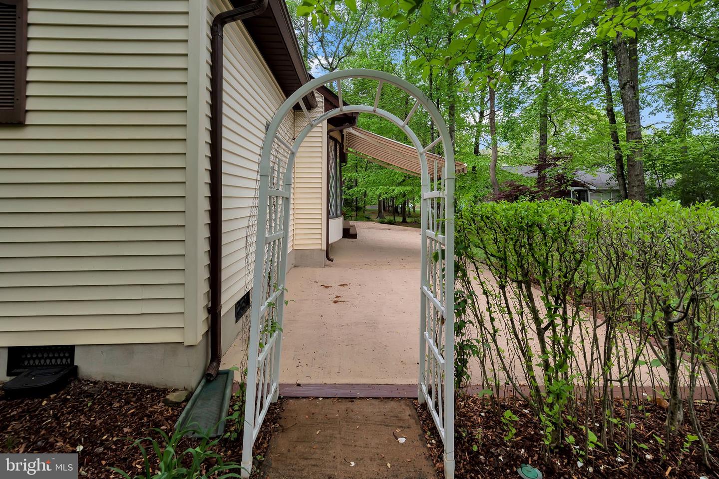 102 Spotswood ROAD