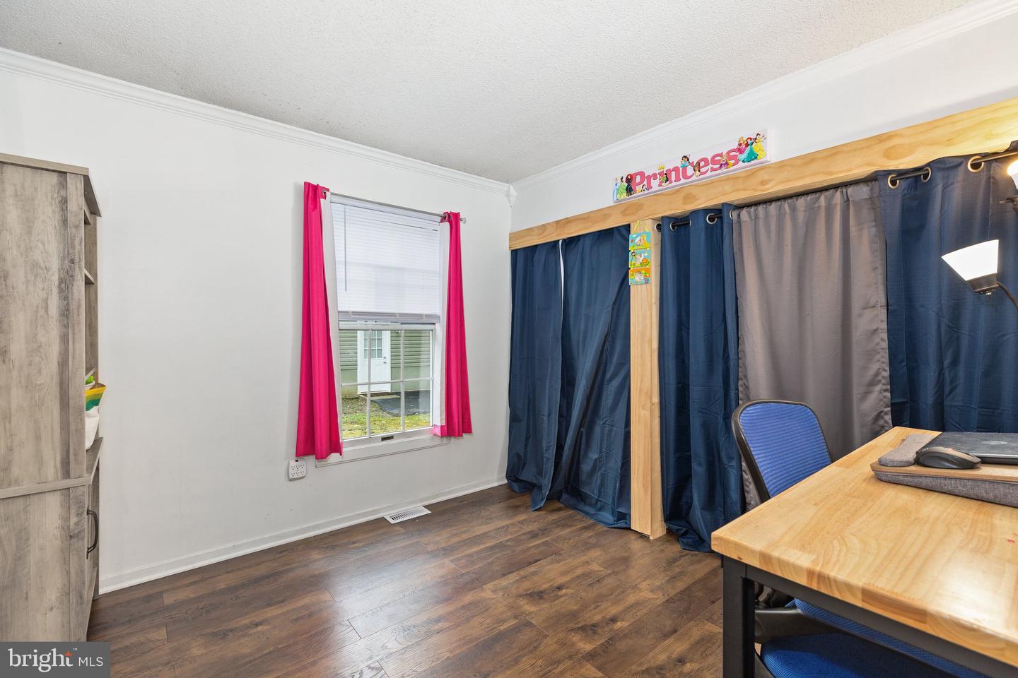 1434 Lakeview PARKWAY