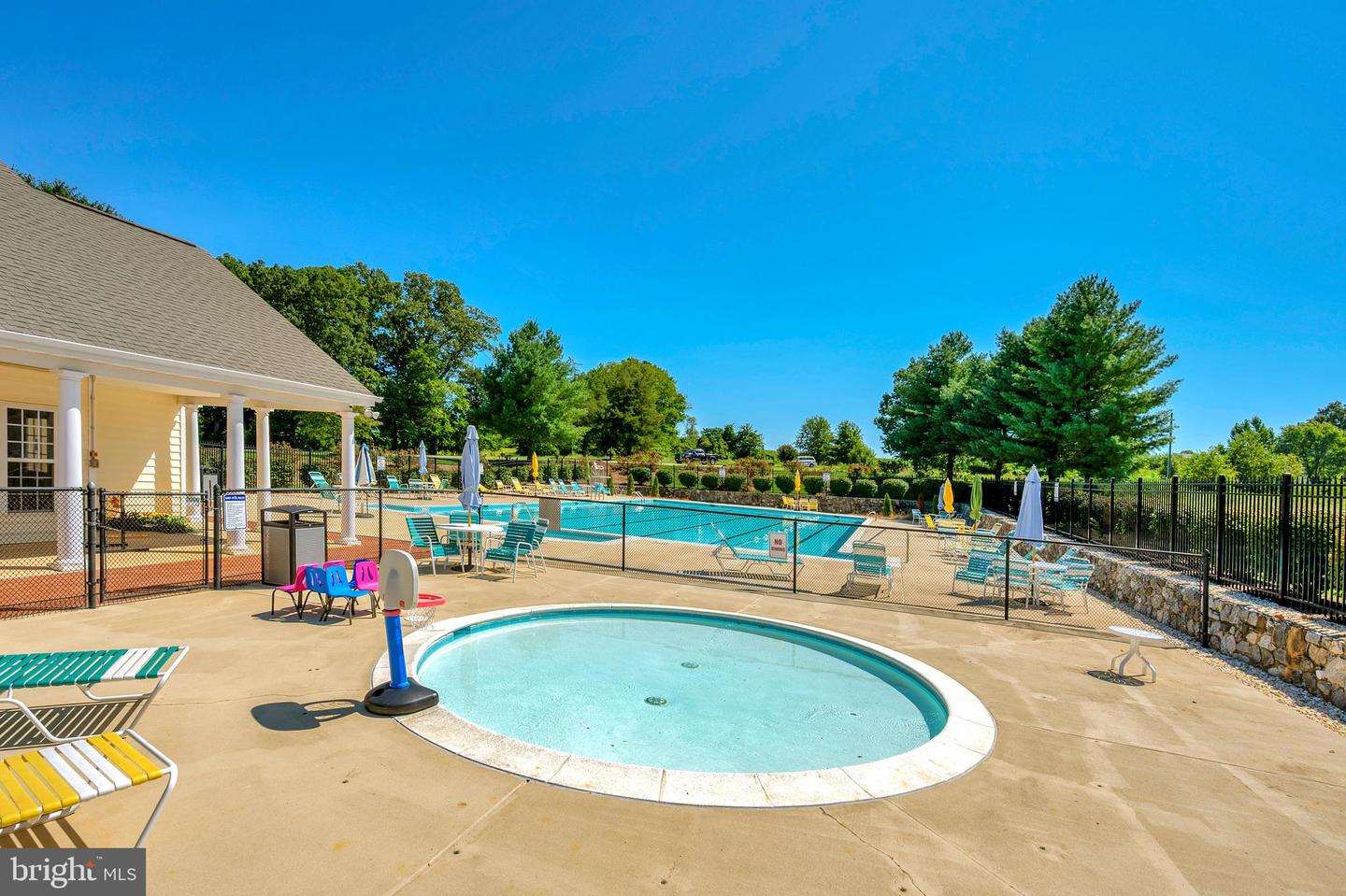 1455 Chesterfield ROAD