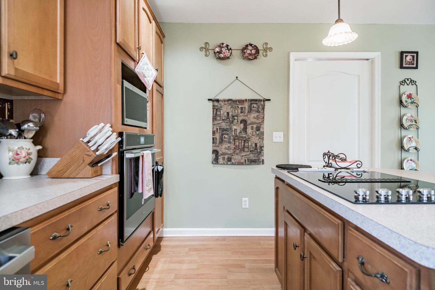 6467 Diamond Glen LANE