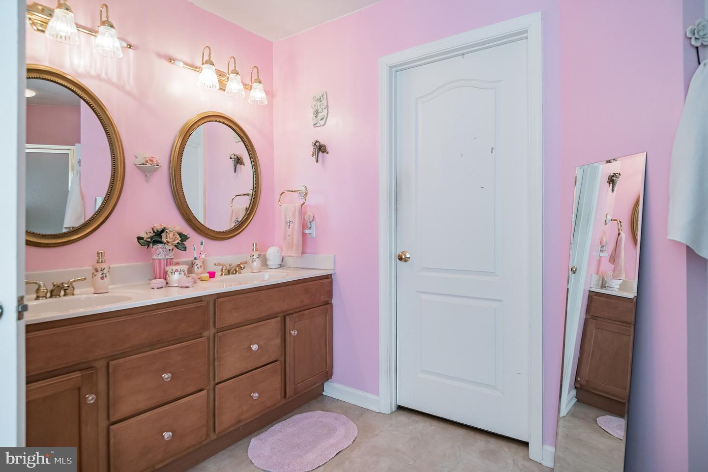 6467 Diamond Glen LANE