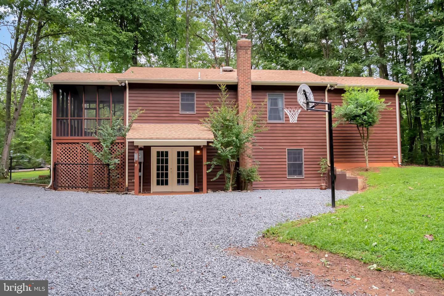 10165 Meadows ROAD
