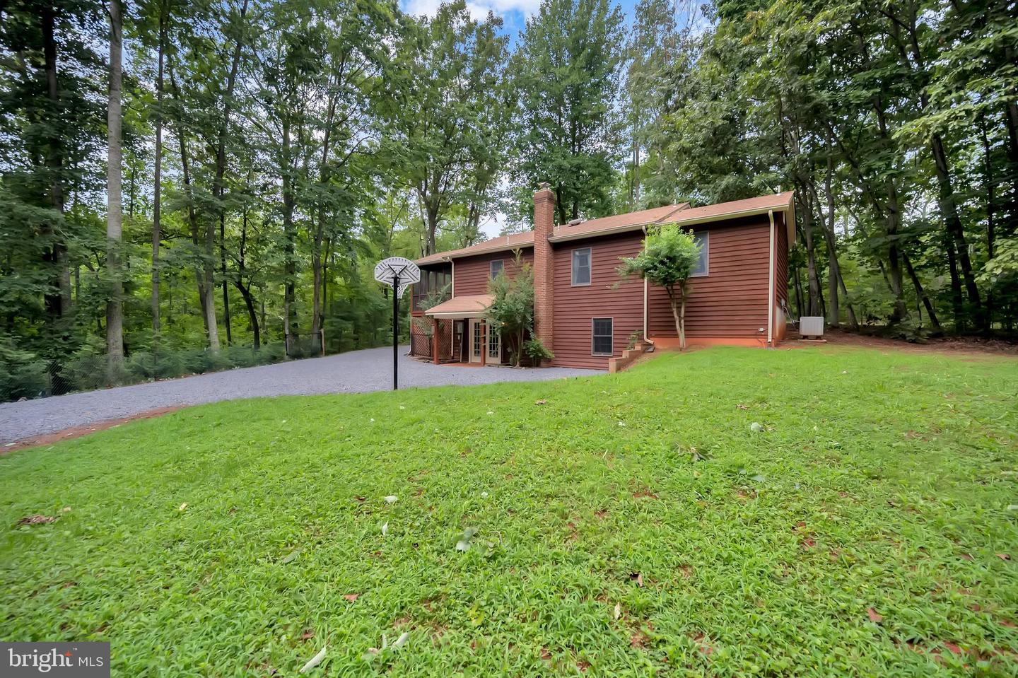 10165 Meadows ROAD