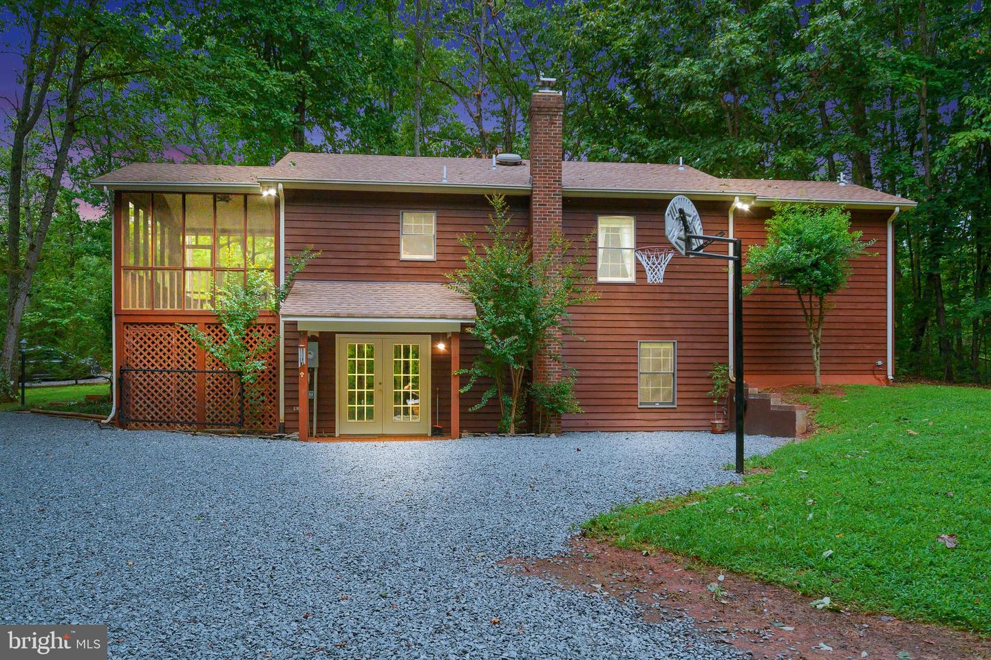 10165 Meadows ROAD