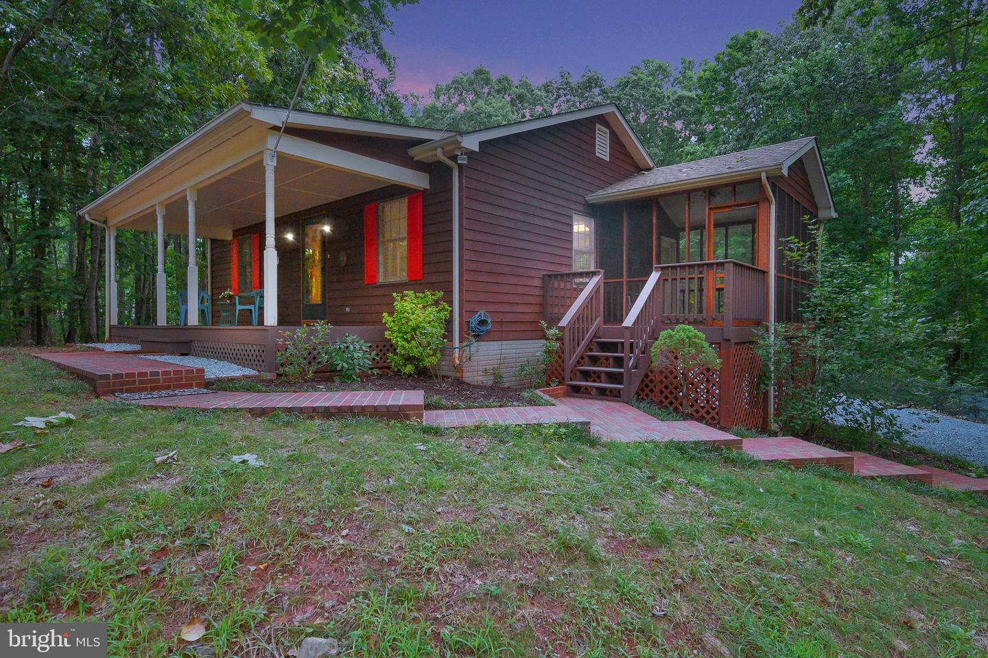 10165 Meadows ROAD