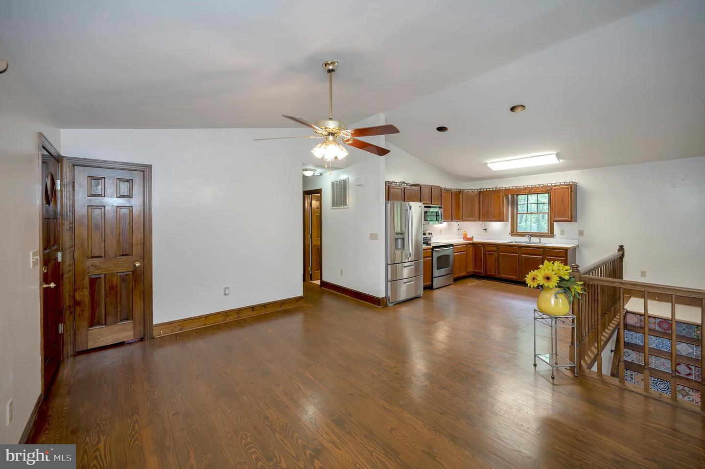 10165 Meadows ROAD