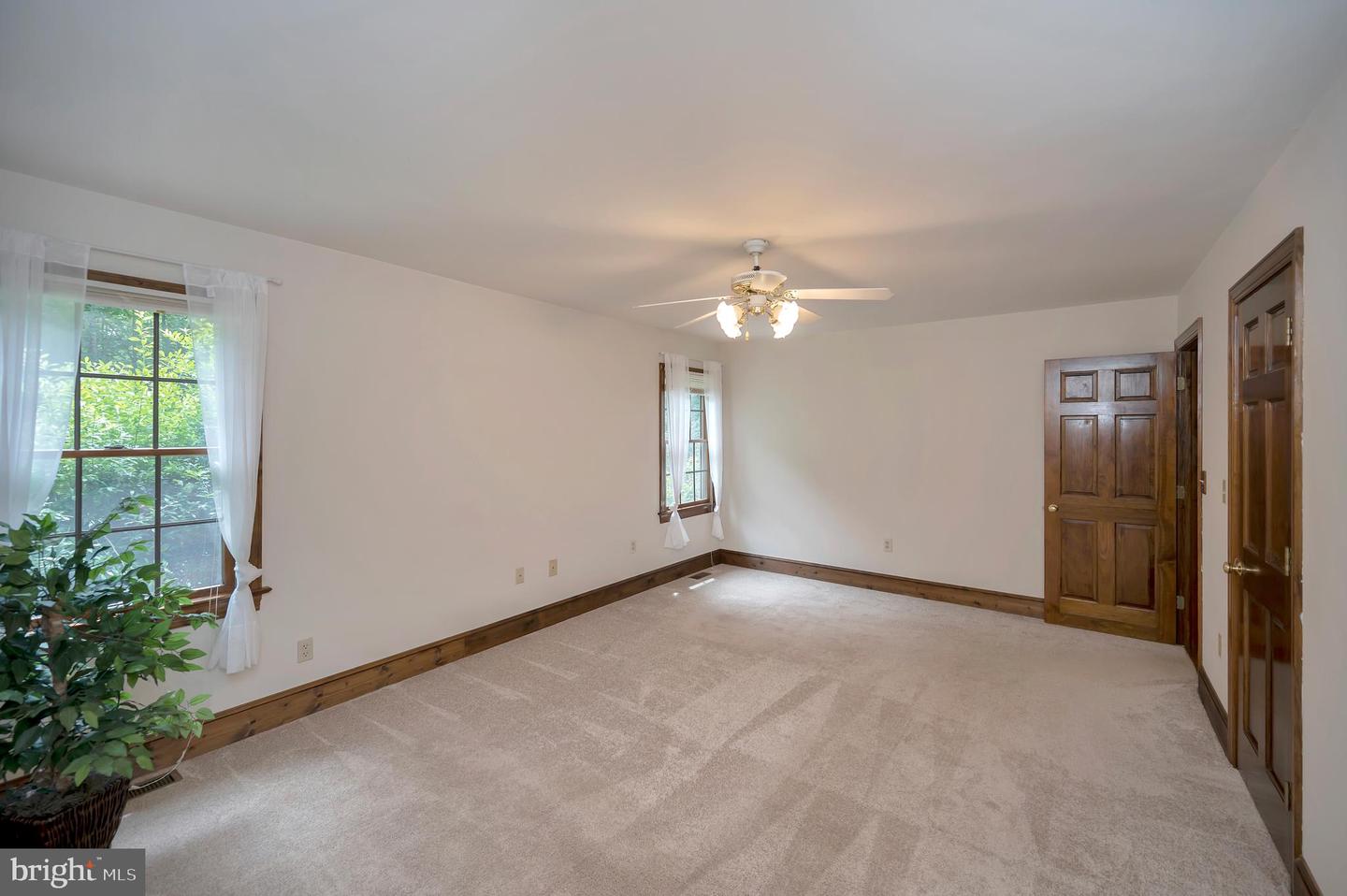 10165 Meadows ROAD