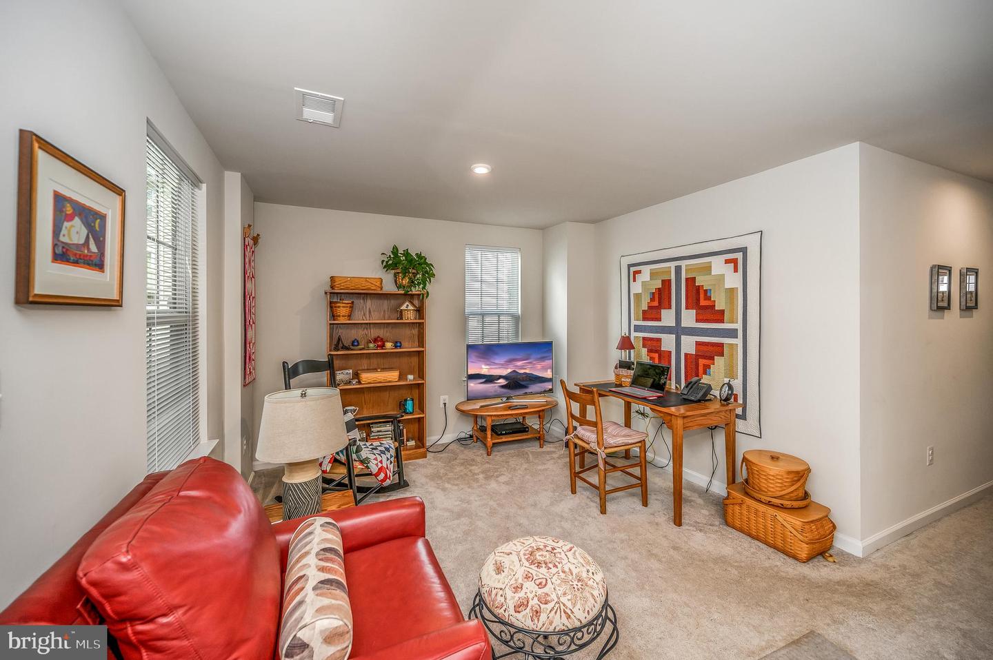2736 Bears den DRIVE