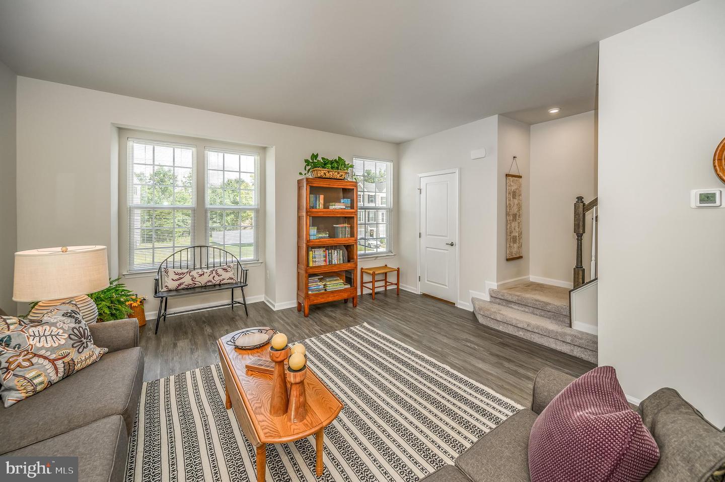 2736 Bears den DRIVE