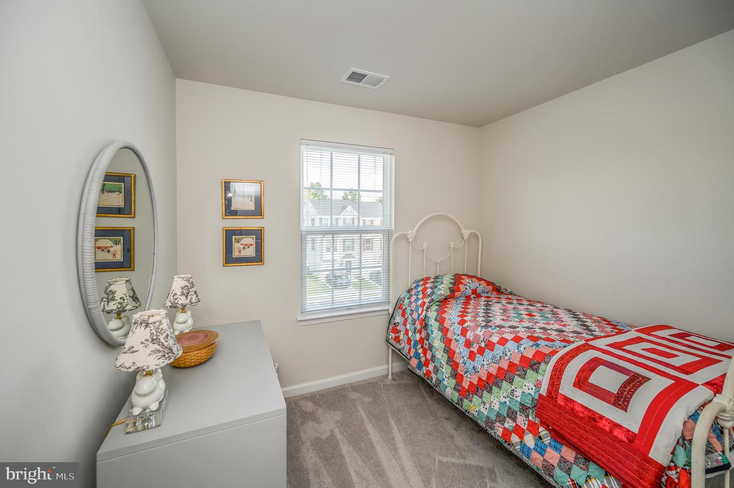2736 Bears den DRIVE