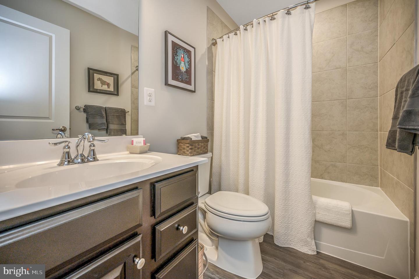 2736 Bears den DRIVE