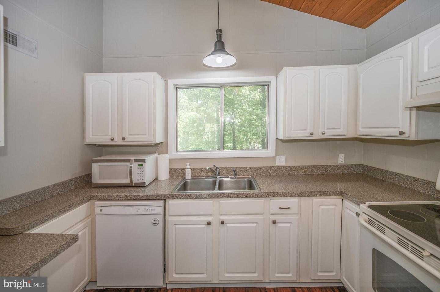 105 Birchside CIRCLE