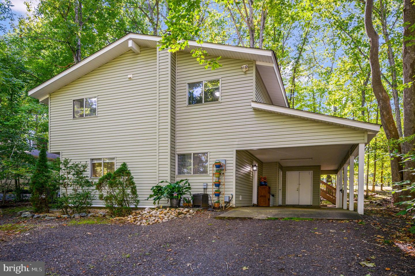 105 Birchside CIRCLE