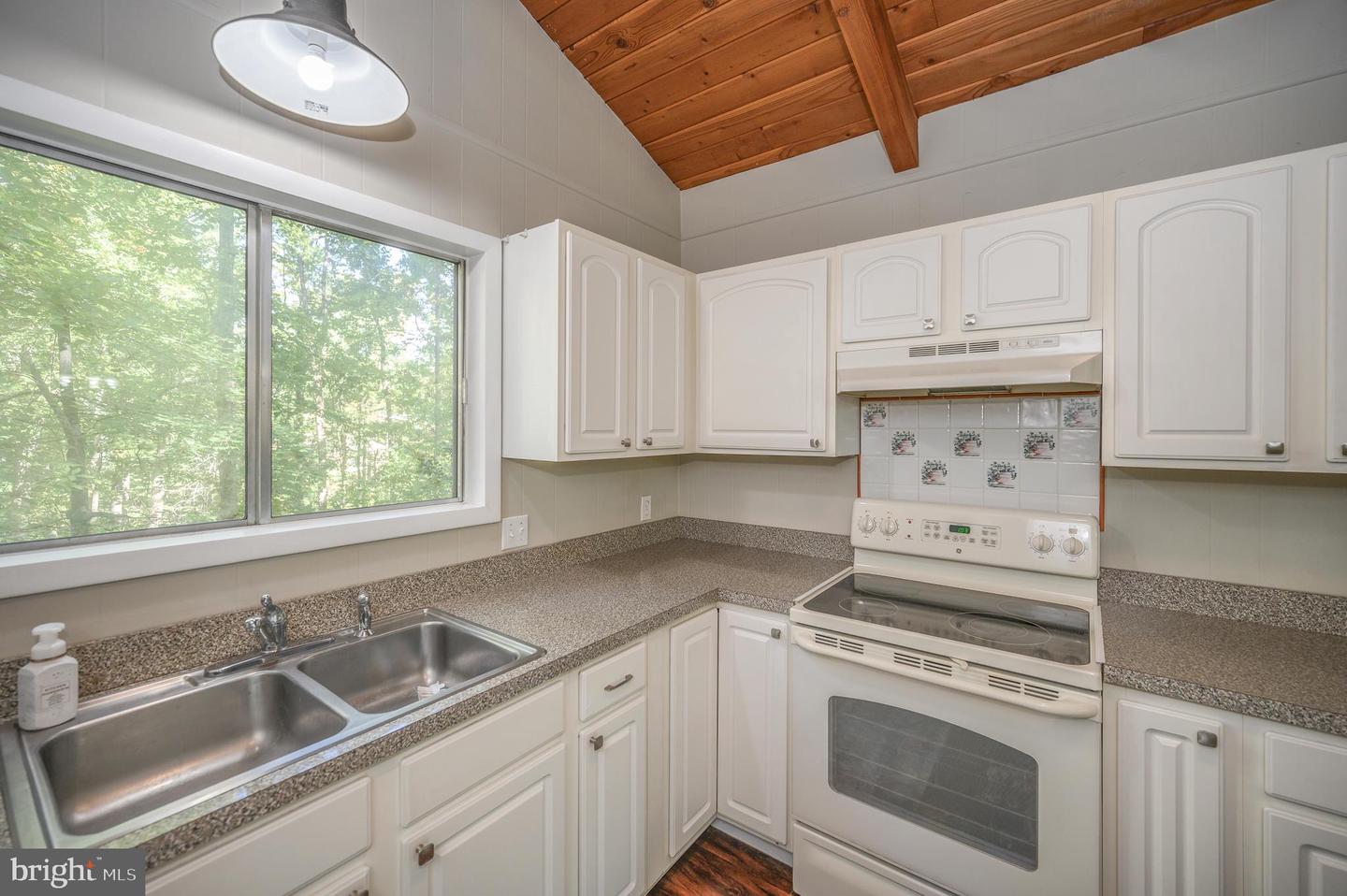 105 Birchside CIRCLE