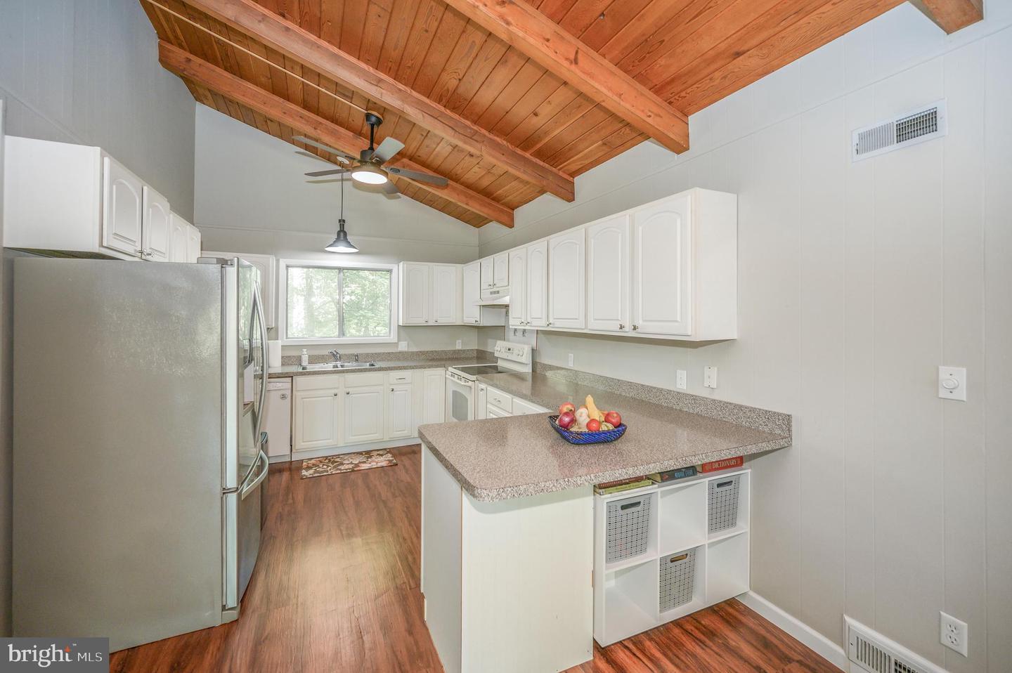 105 Birchside CIRCLE