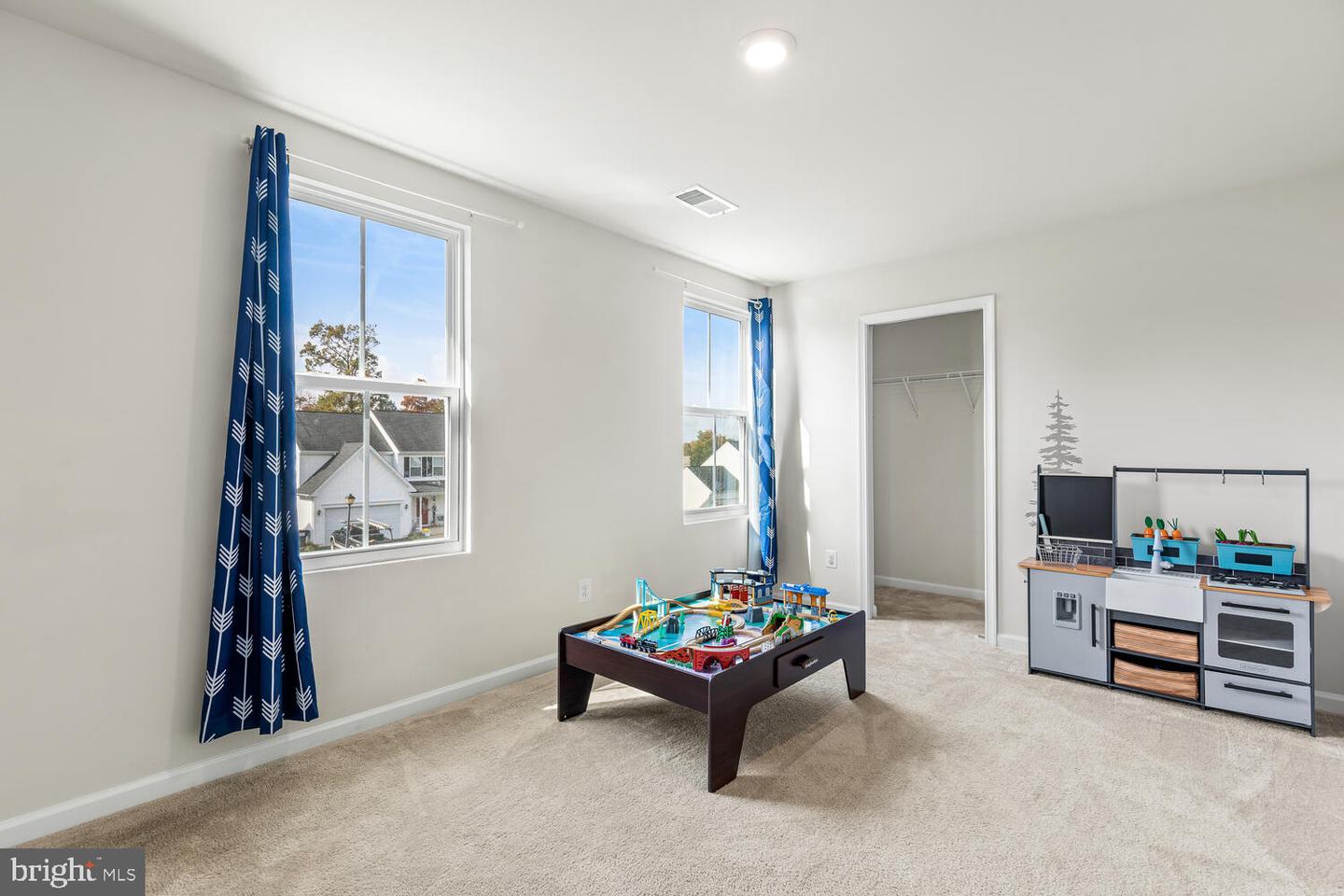 2055 Mourning Dove DRIVE