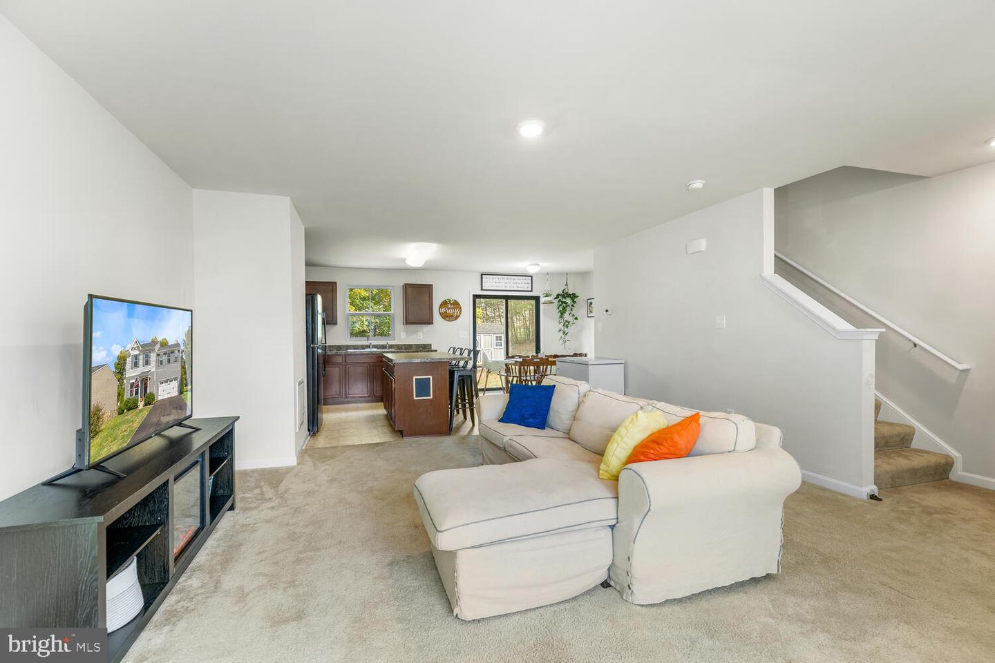 2055 Mourning Dove DRIVE