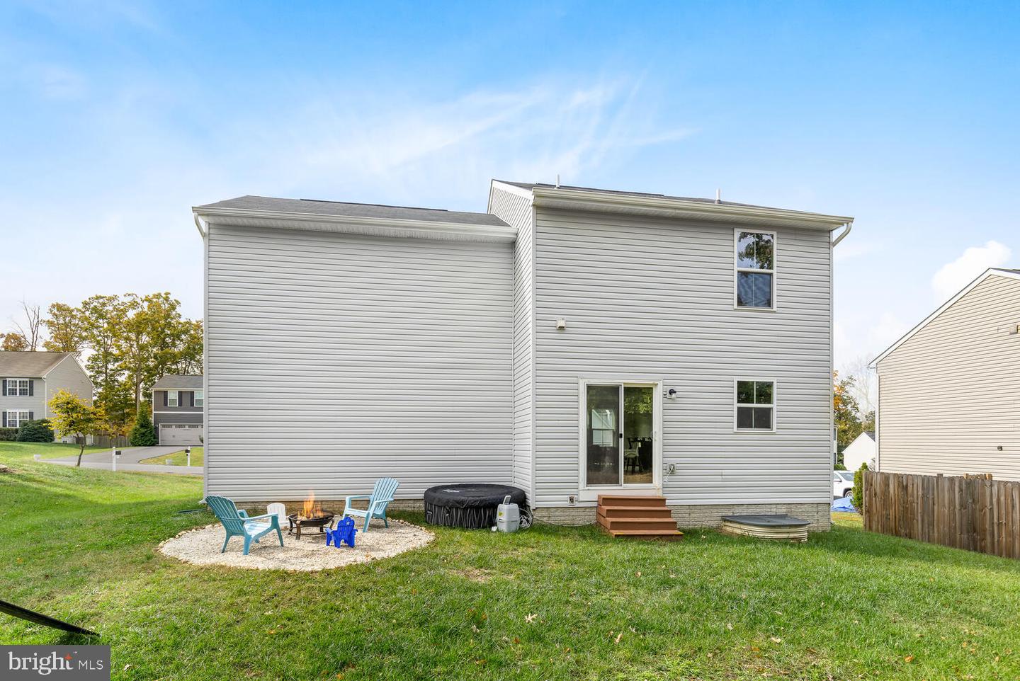 2055 Mourning Dove DRIVE