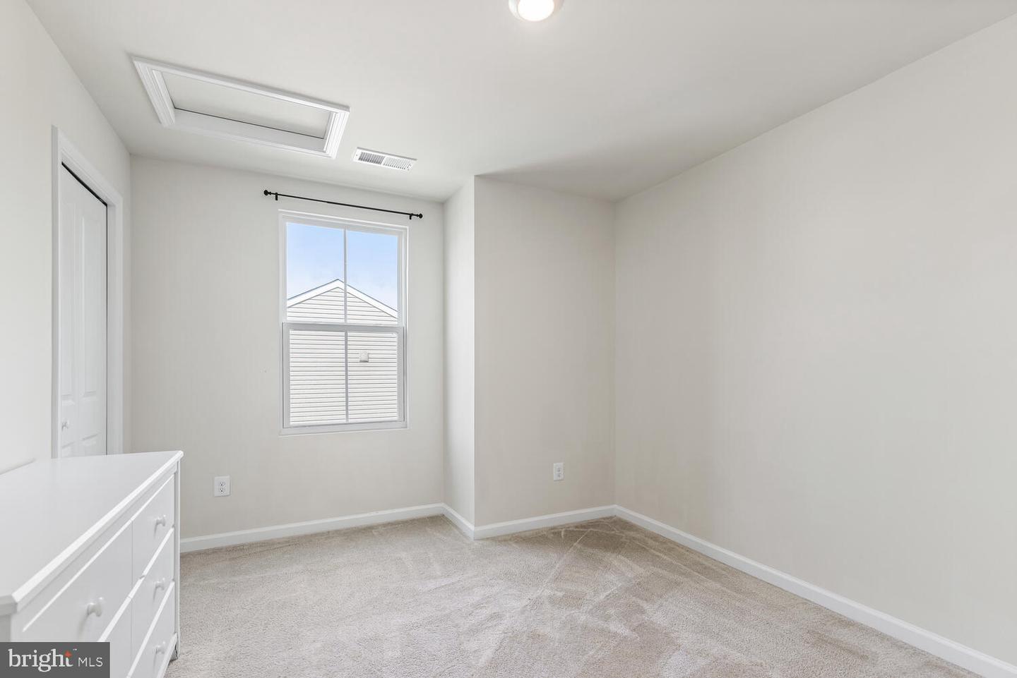 2055 Mourning Dove DRIVE