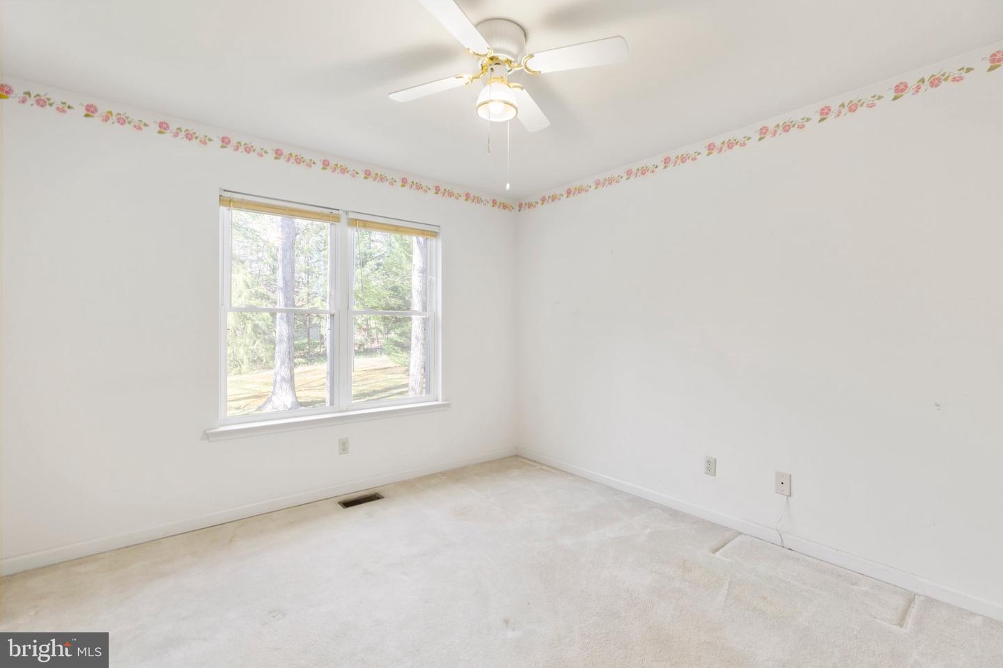 4233 Lakeview PARKWAY