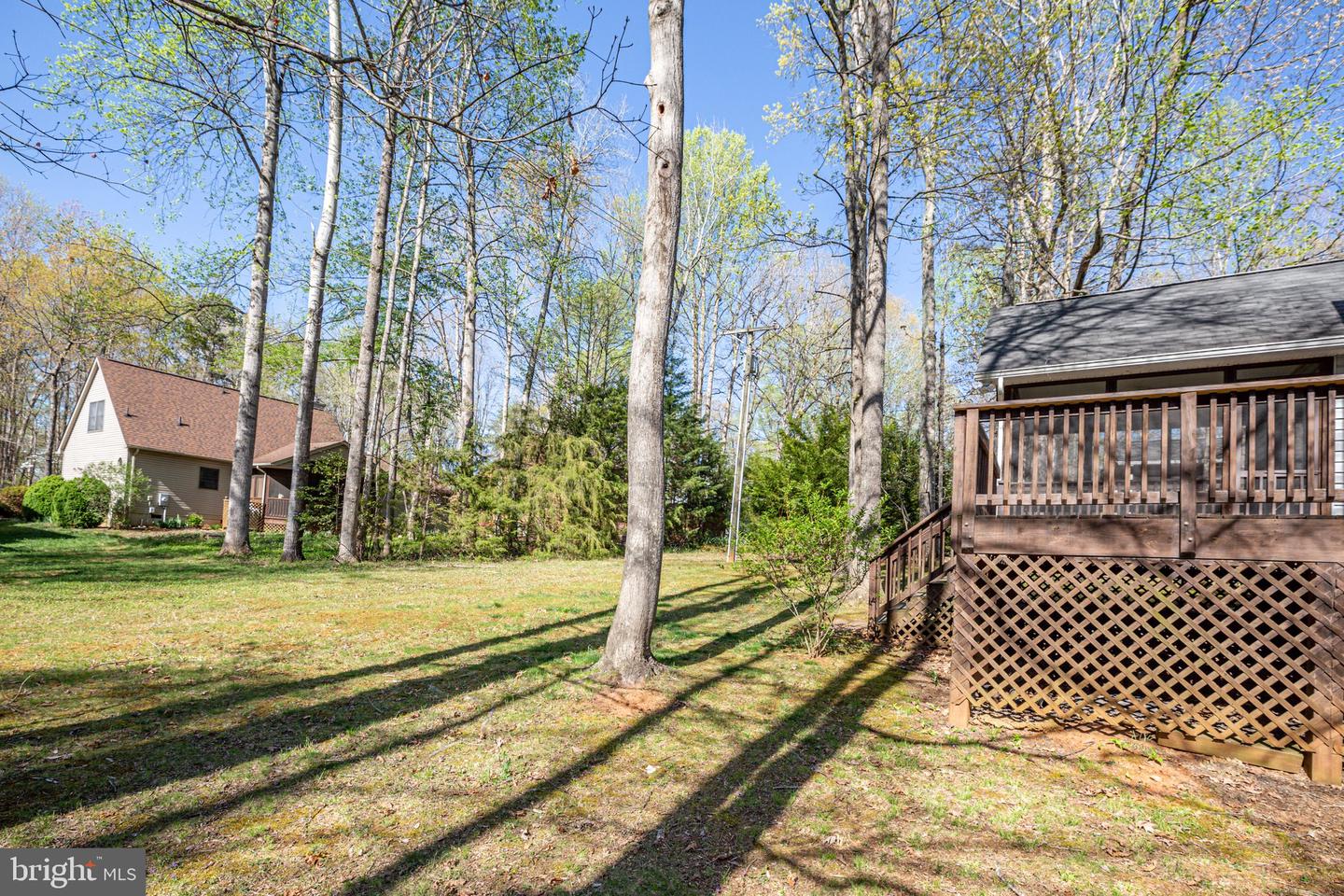 4233 Lakeview PARKWAY