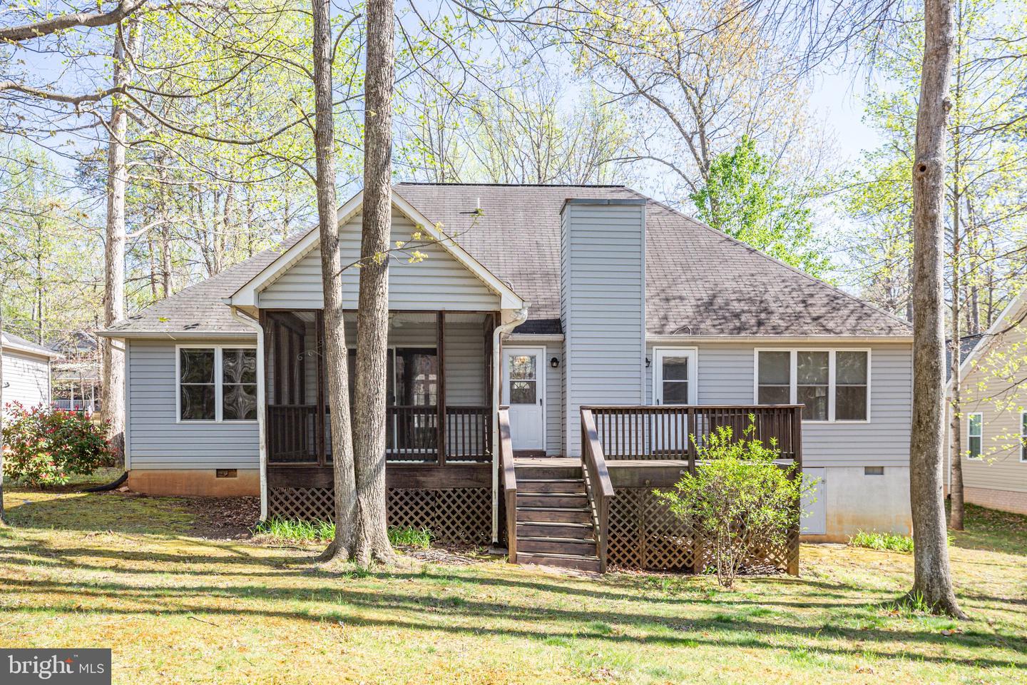 4233 Lakeview PARKWAY