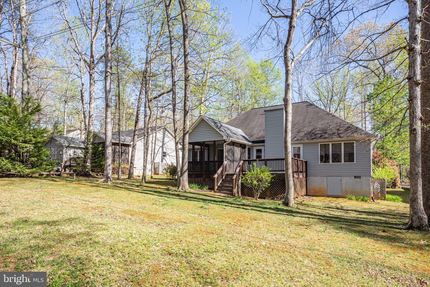 4233 Lakeview PARKWAY