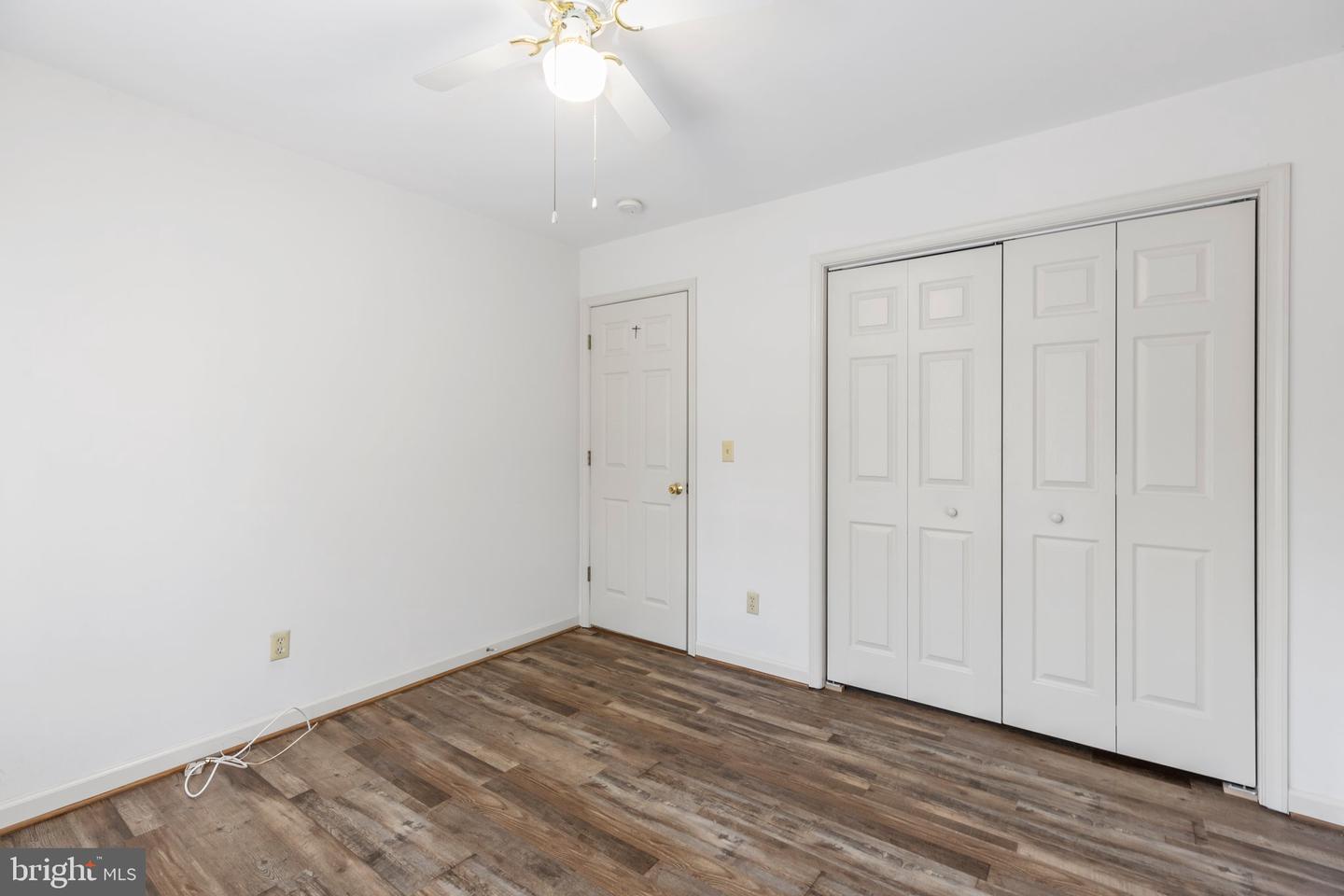 4233 Lakeview PARKWAY