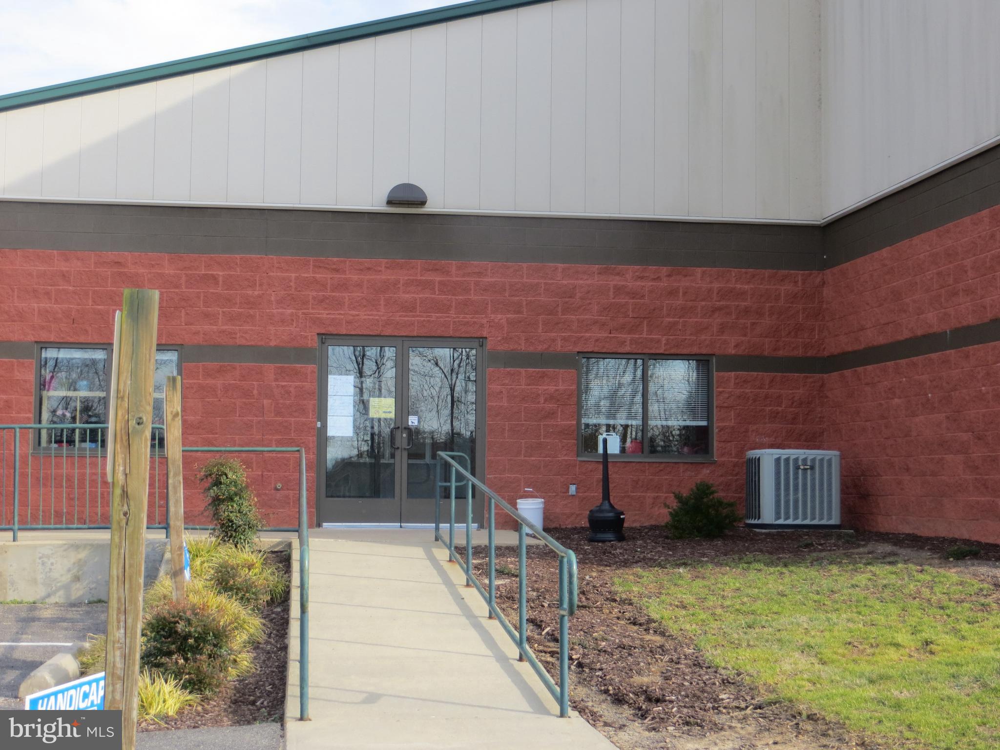 313 Edgehill DRIVE