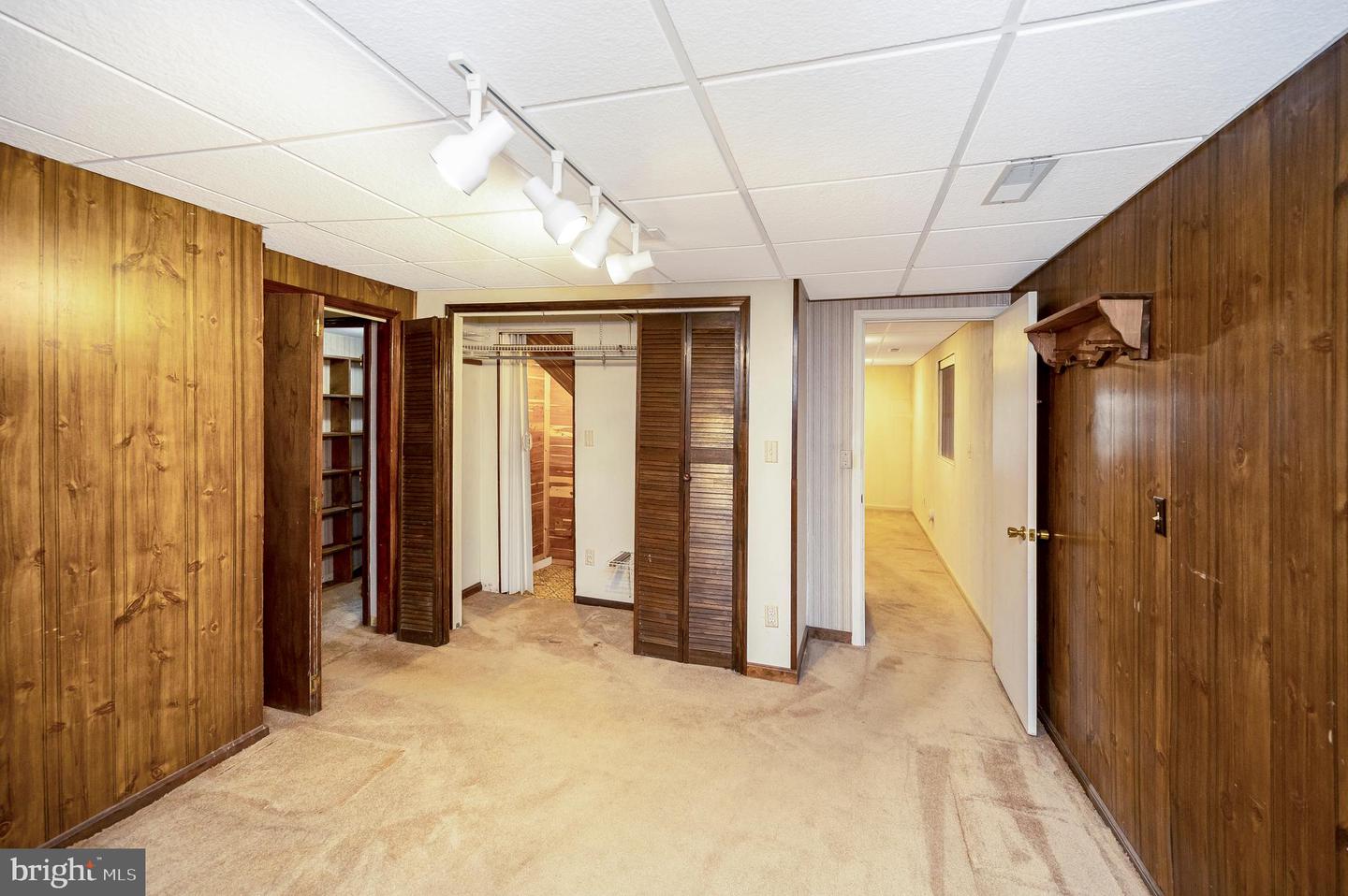 121 Madison CIRCLE