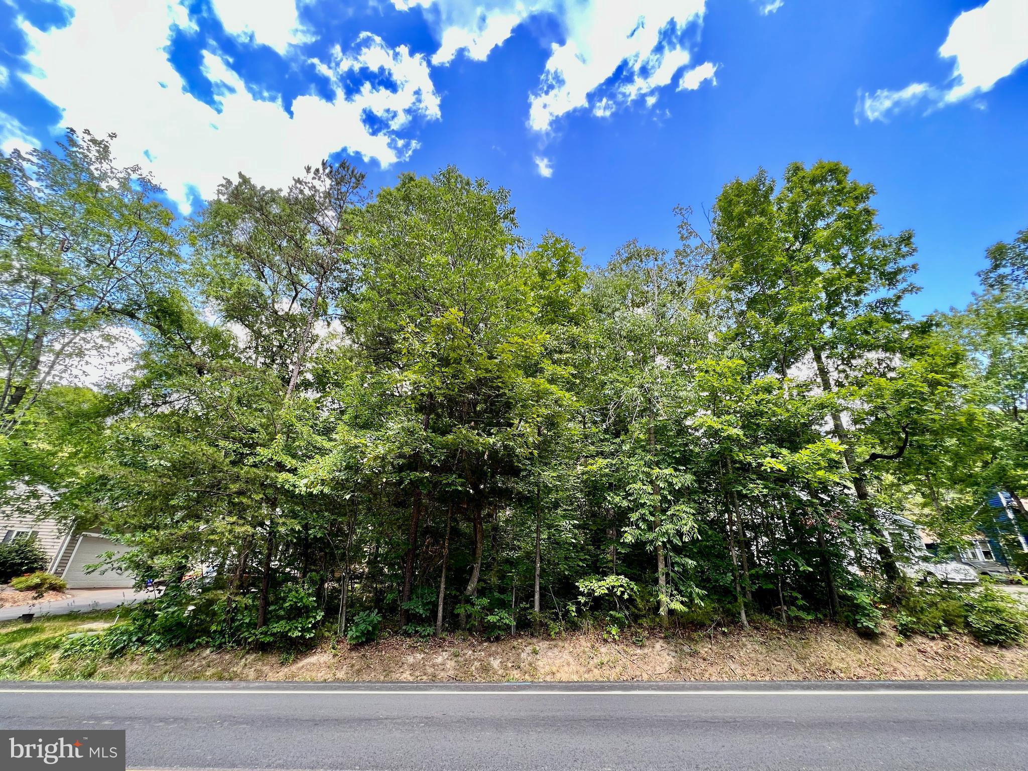 1310 Lakeview Pkwy