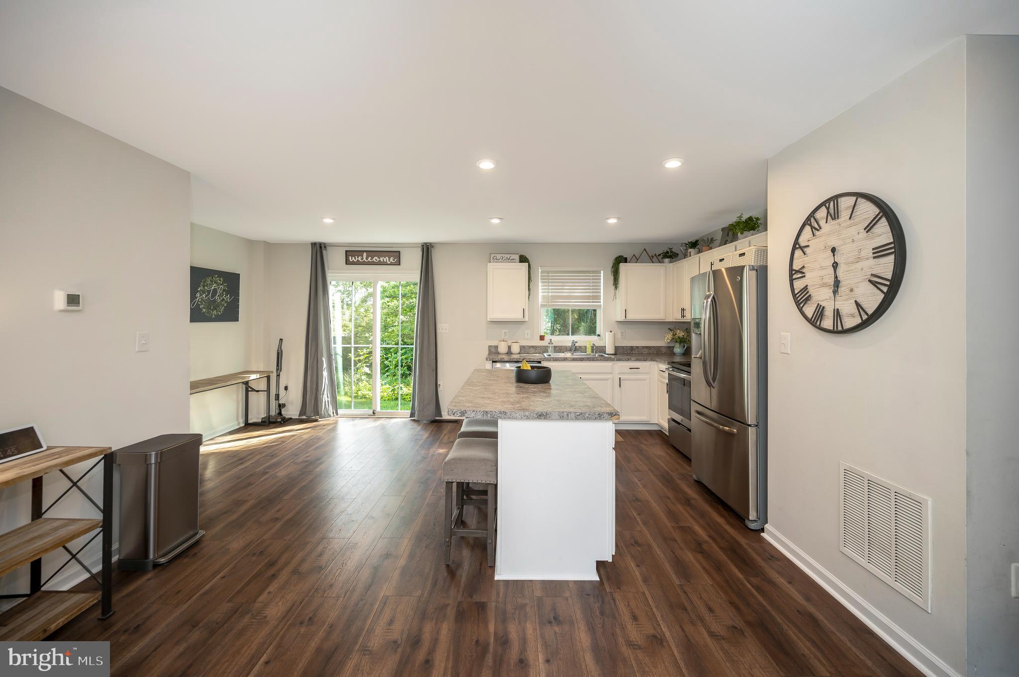 35328 River Bend DRIVE
