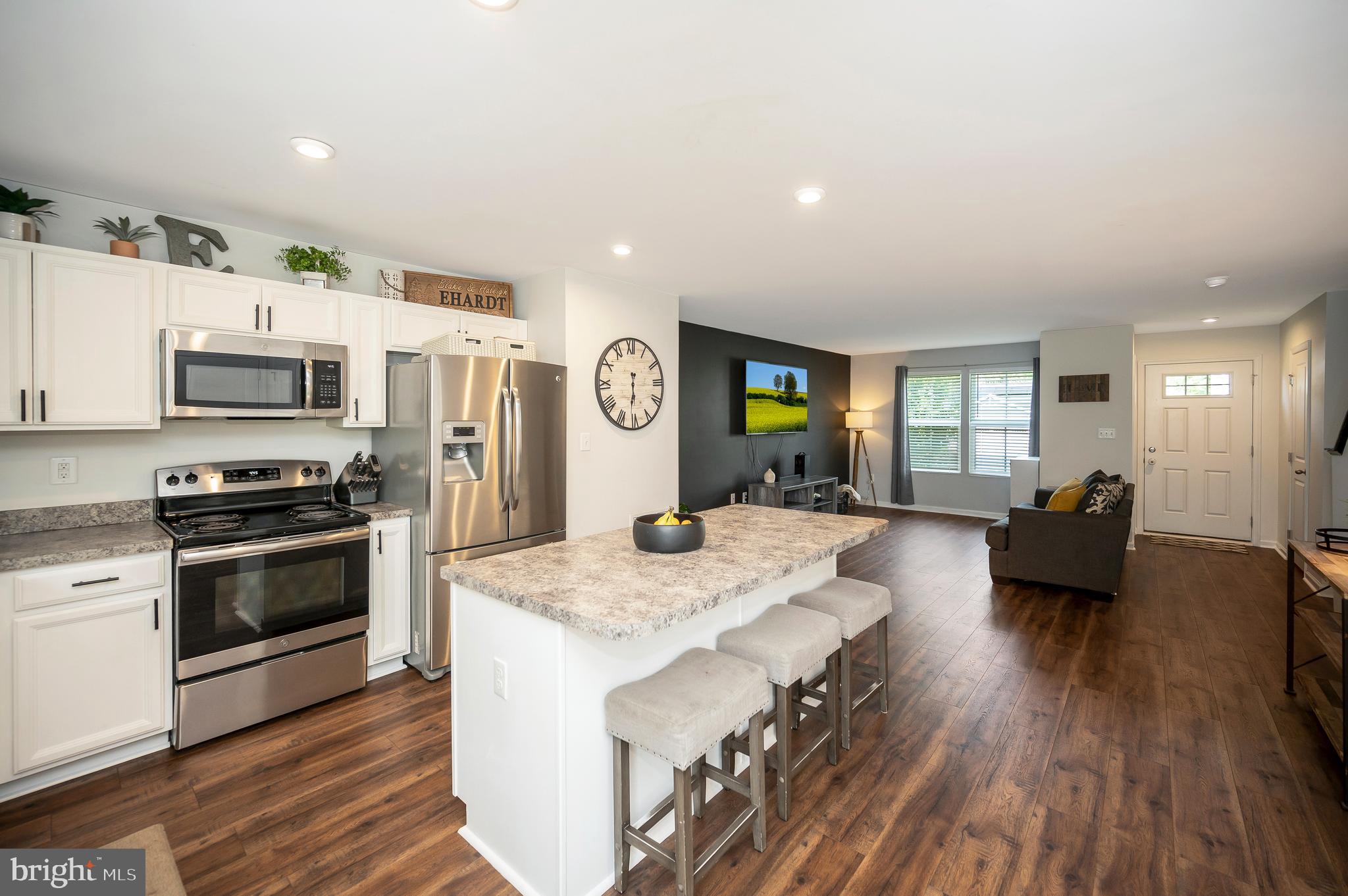 35328 River Bend DRIVE