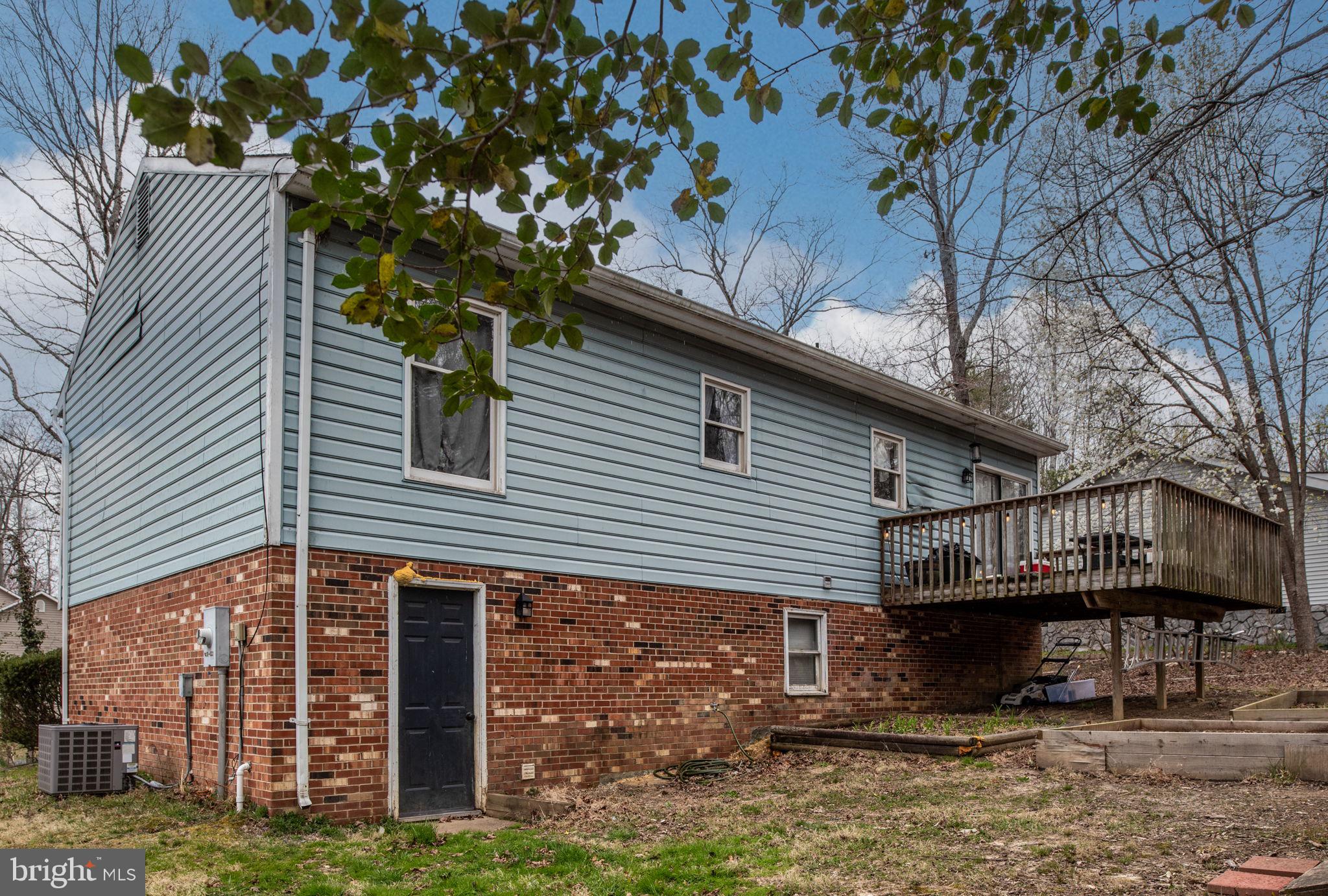201 Monticello CIRCLE