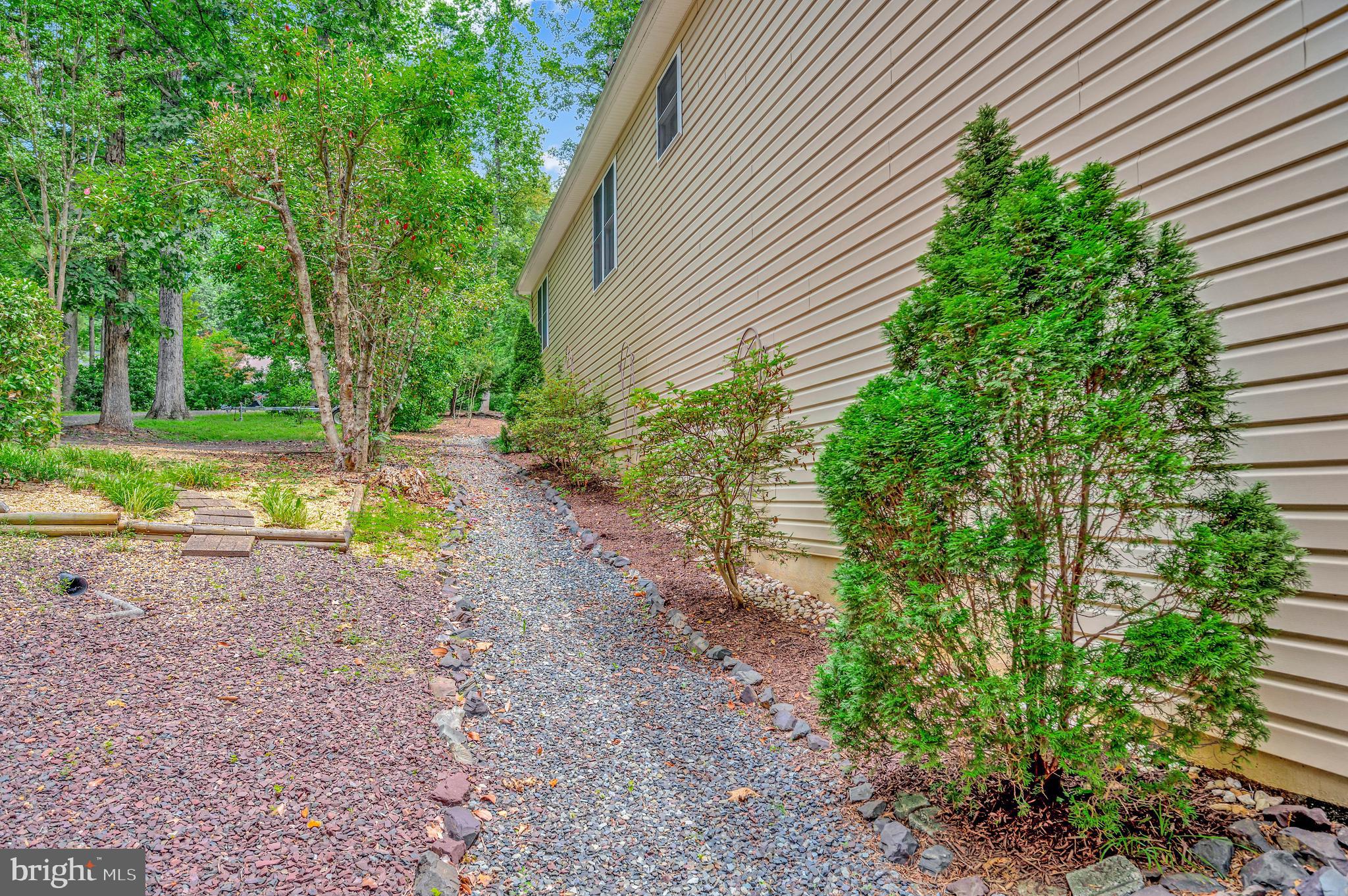 116 Cumberland CIRCLE