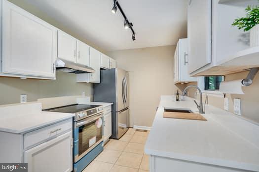 1503 Lakeview Pkwy
